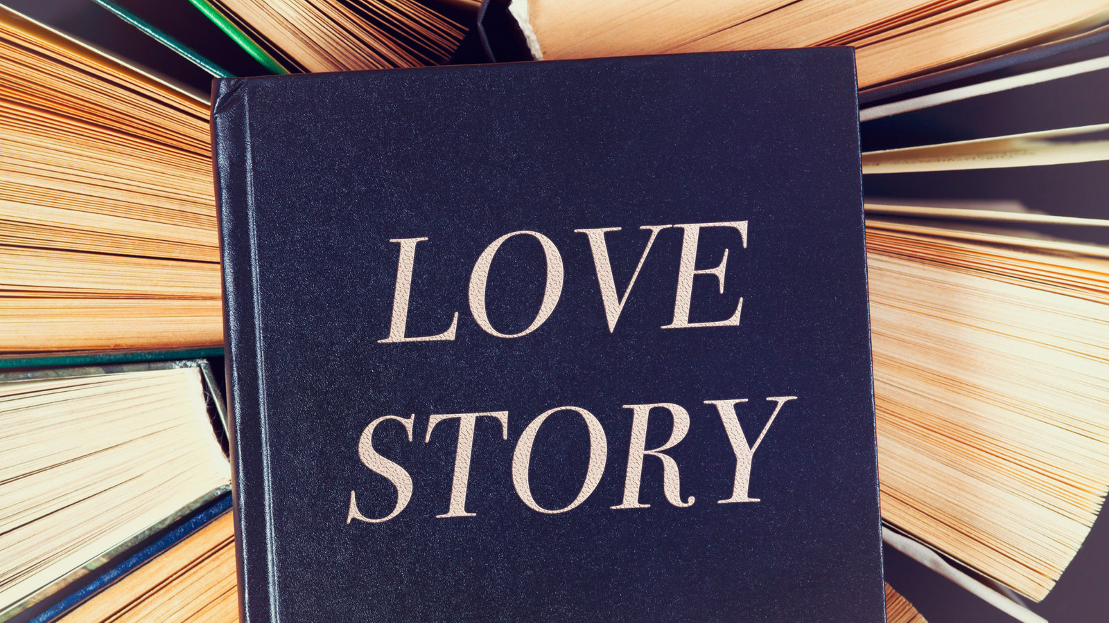 Taylor Swift & Travis Kelce: The Celebrity Romance Everyone Is Talking About The Celebrity Romance Everyone Is Talking About